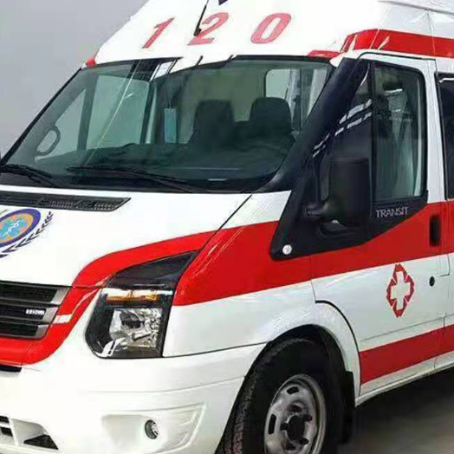 昭苏非急救护送病人转院租赁救护车的优缺点对比